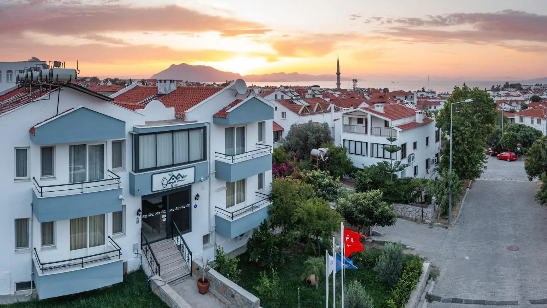 Oezguem Suite Otel 达特恰 公寓式酒店