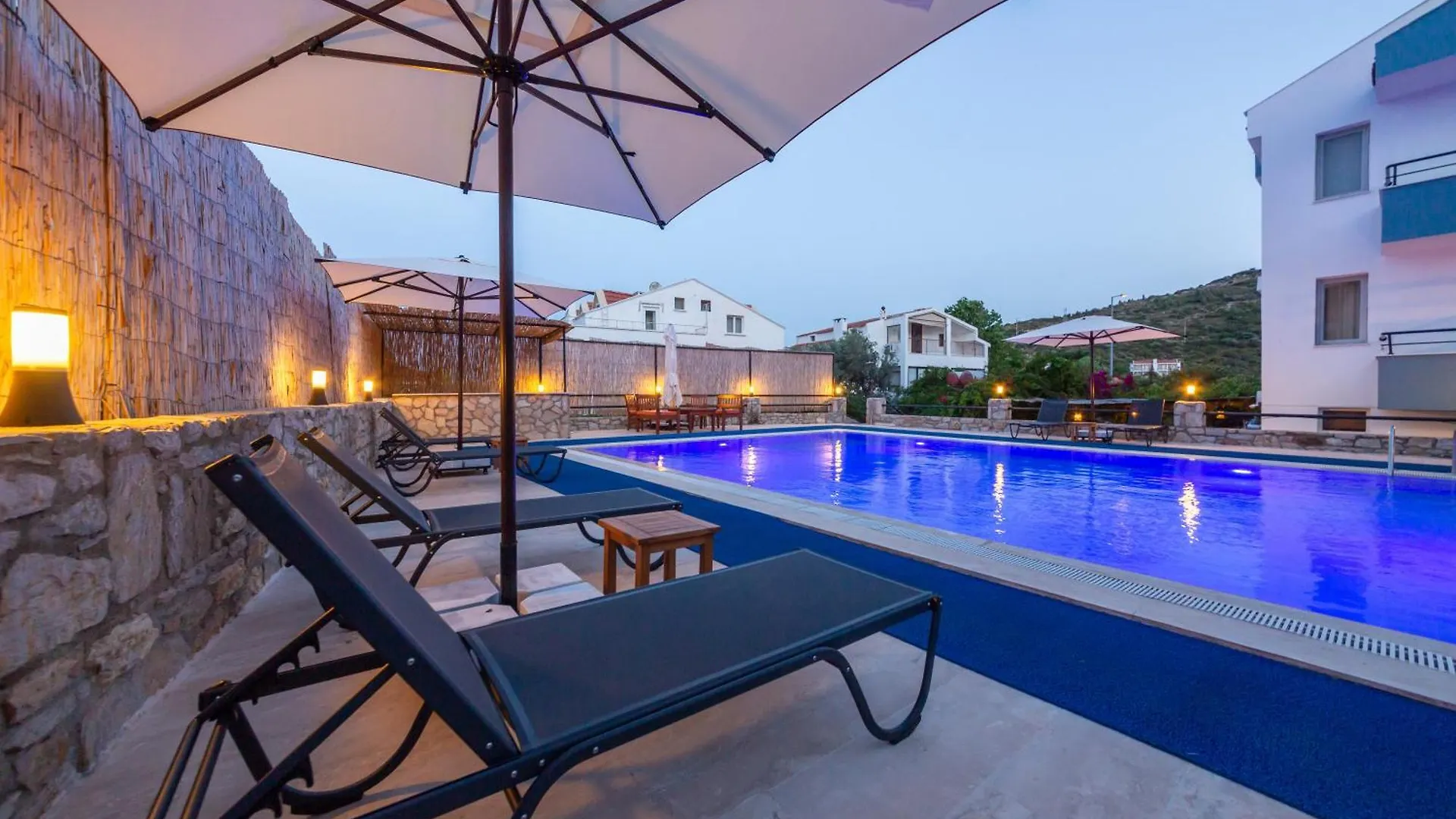 Oezguem Suite Otel Datca Turcia