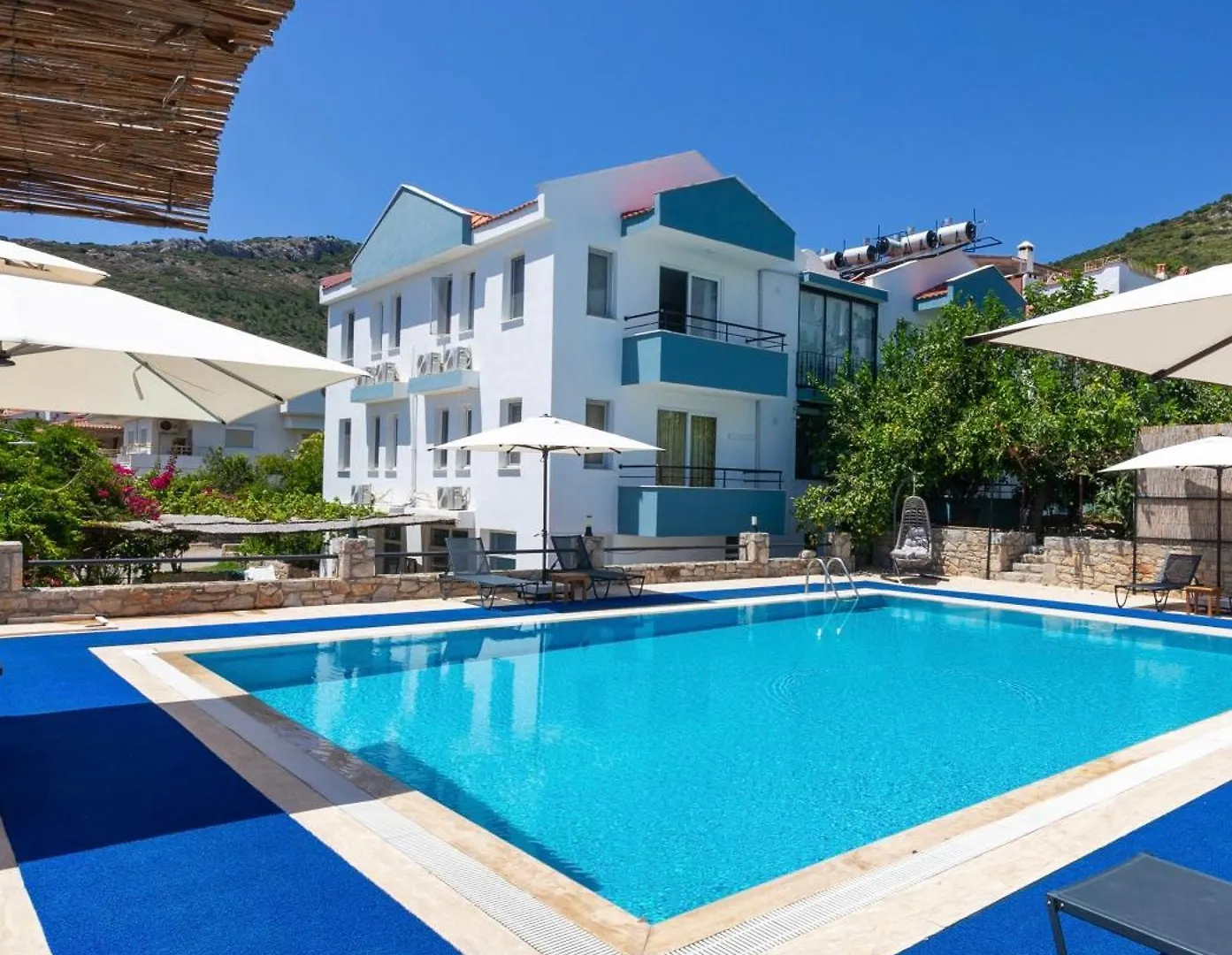 Oezguem Suite Otel Datca Hotel de apartamente