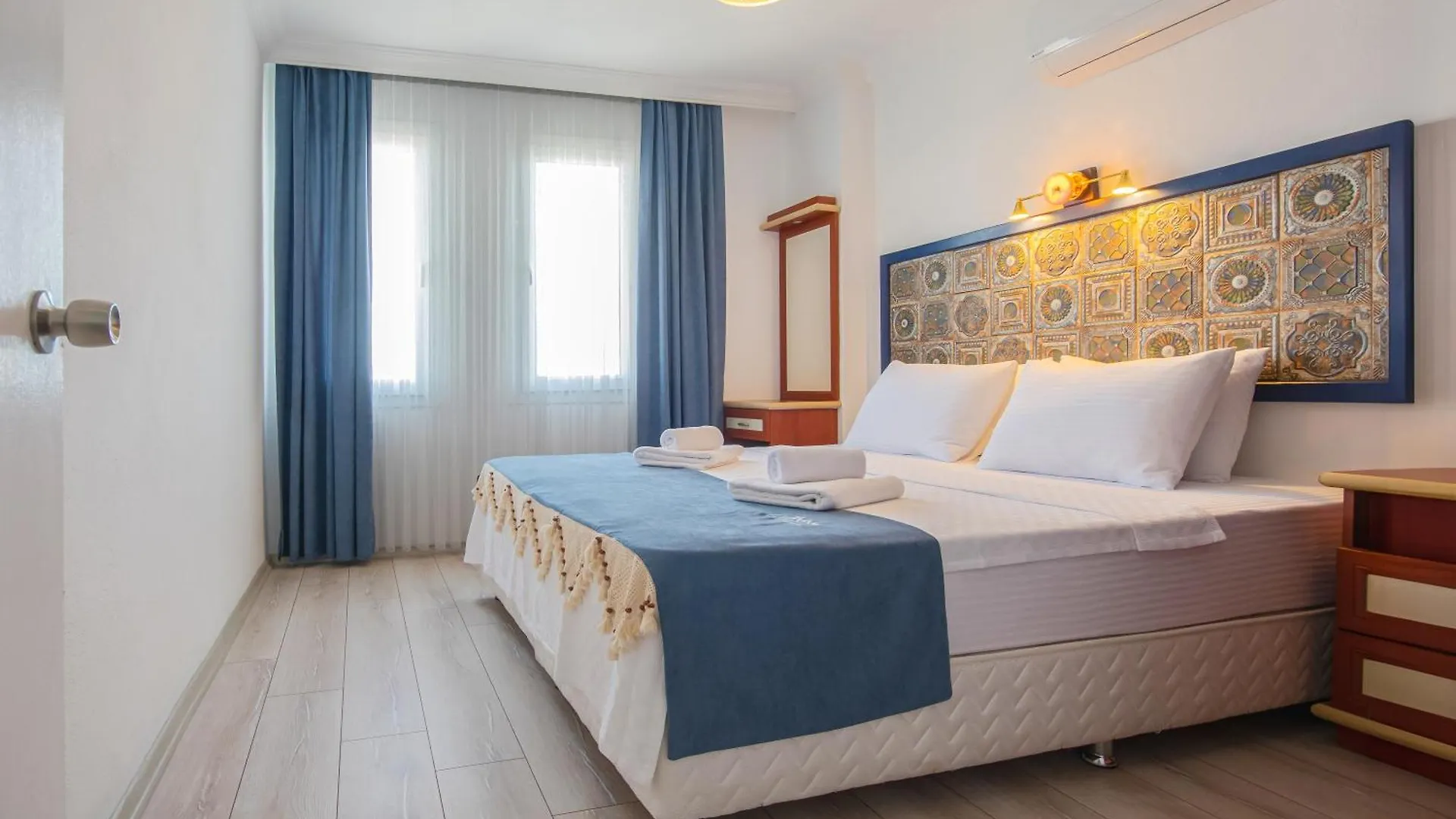 Oezguem Suite Otel Datca 0*,