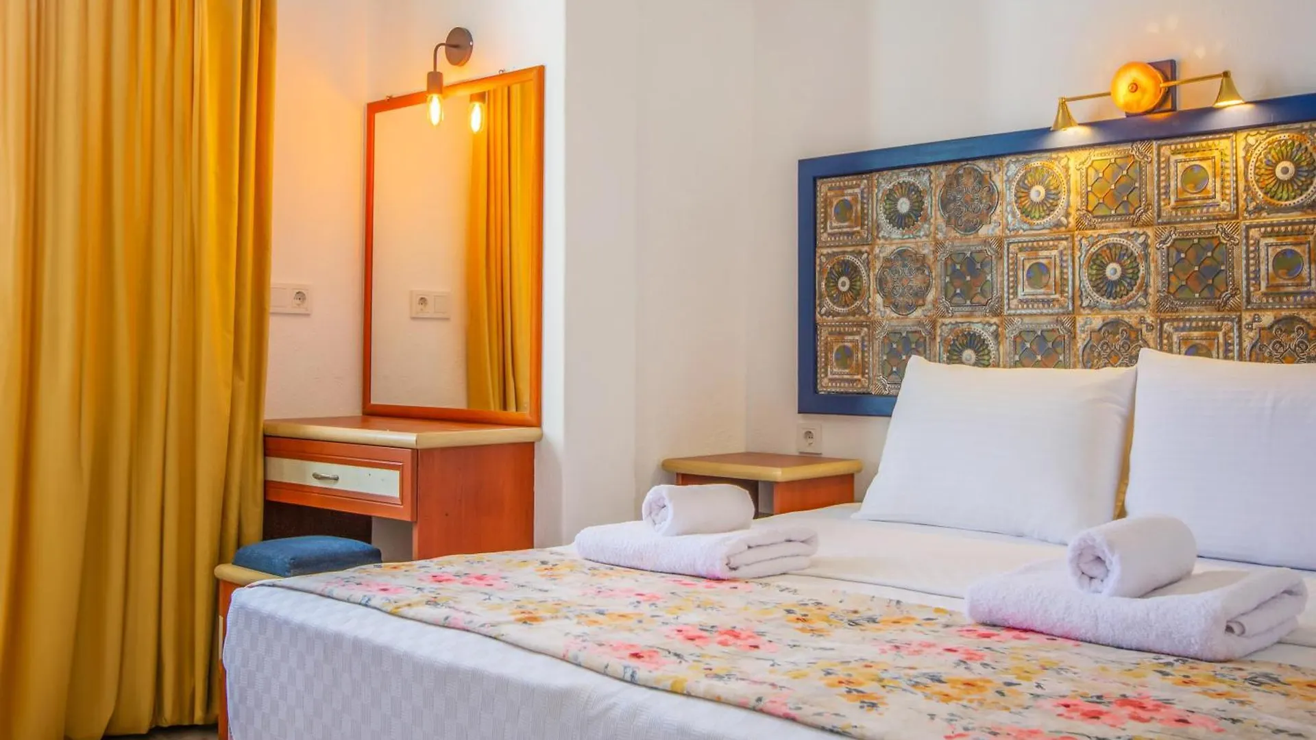 Oezguem Suite Otel Datca Hotel de apartamente